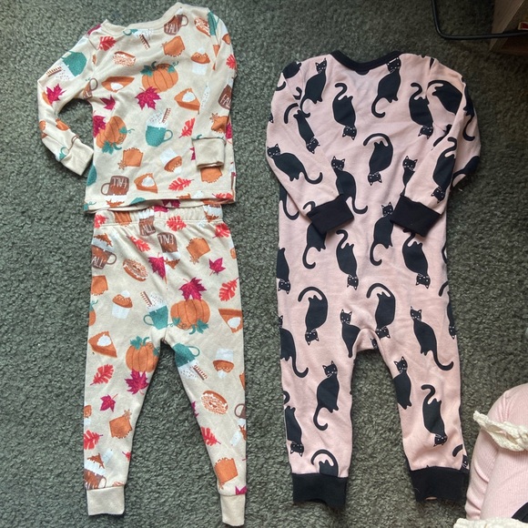 Fall & Halloween pjs bundle - Picture 2 of 4